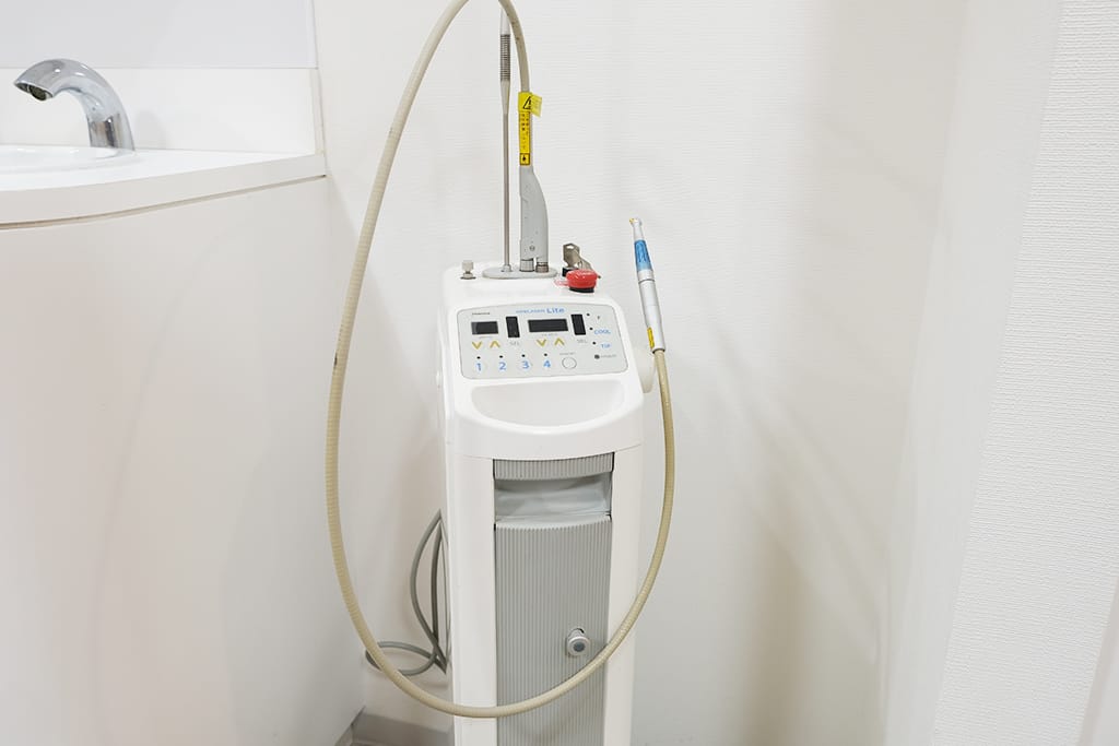 レーザー治療器